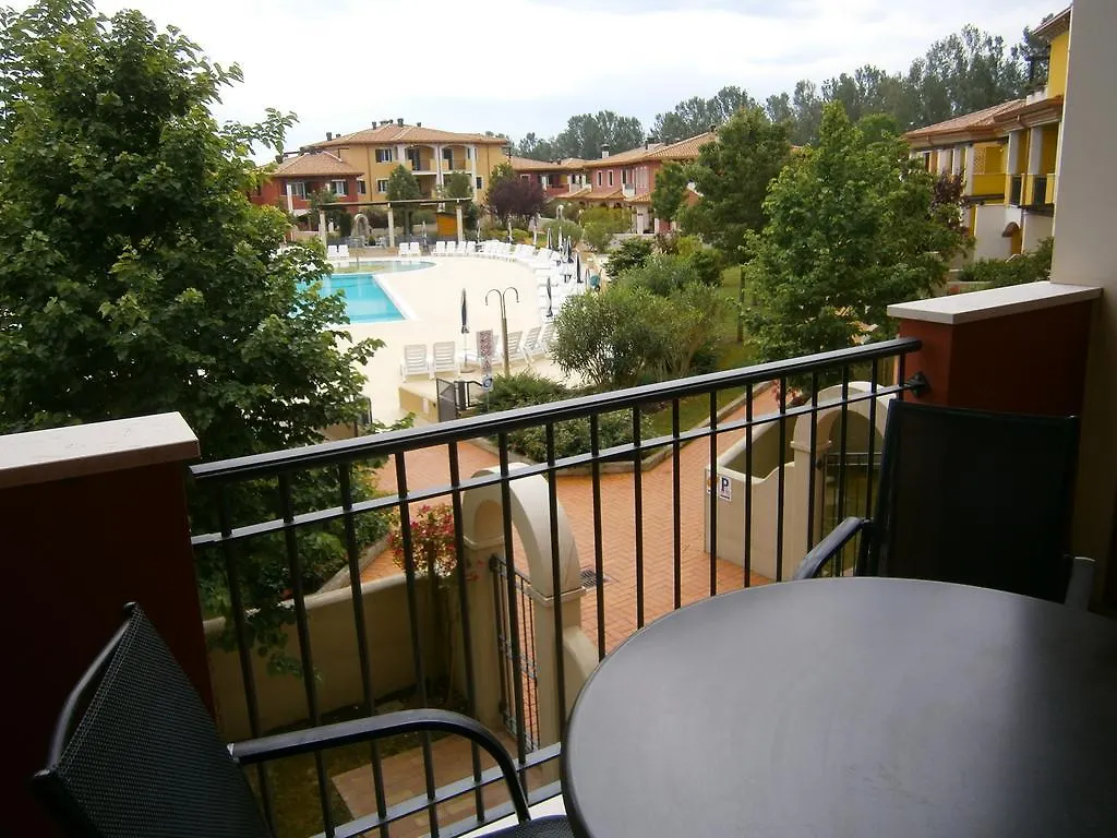 Ξενοδοχείο με διαμερίσματα Villaggio Sant'Andrea Καόρλε