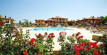 Villaggio Sant'Andrea Καόρλε